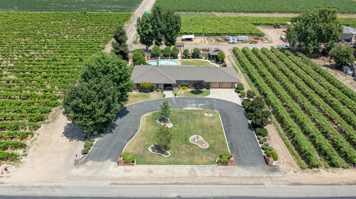 11378 E Dinuba, Selma, CA 93662