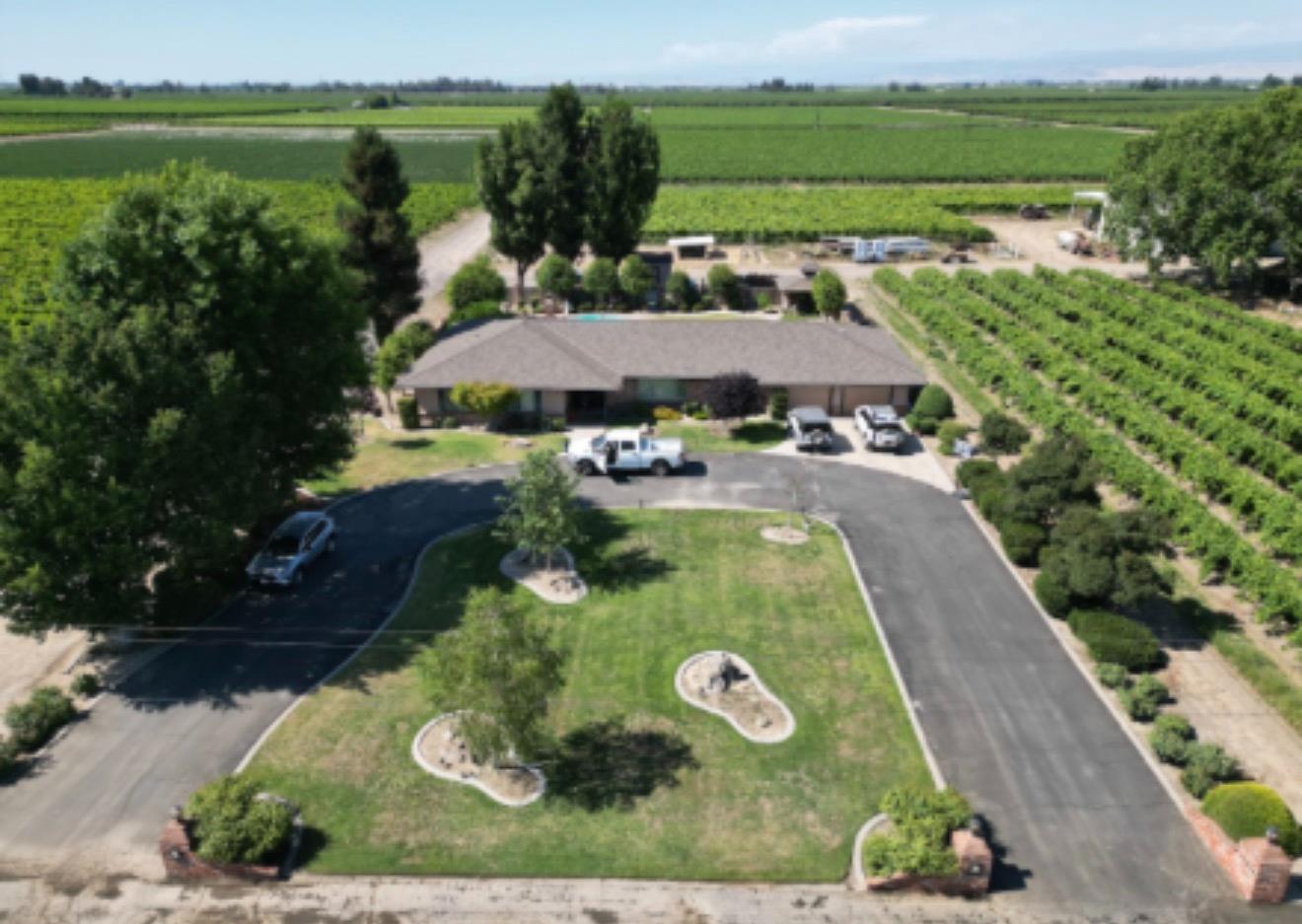 11378 E Dinuba, Selma, CA 93662
