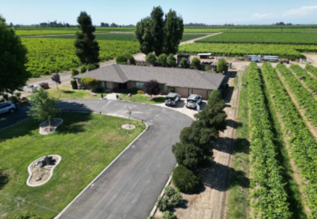 11378 E Dinuba, Selma, CA 93662