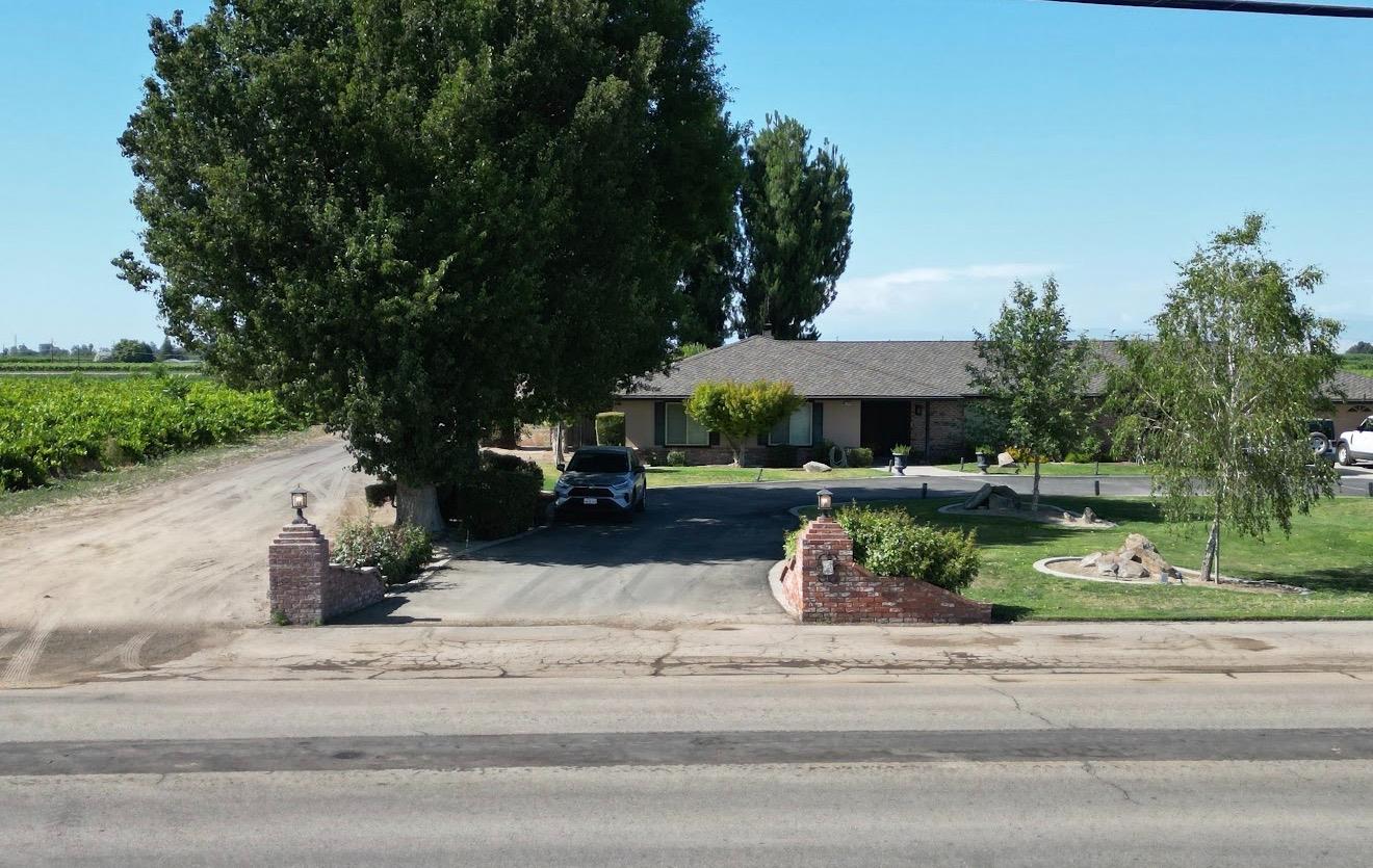 11378 E Dinuba, Selma, CA 93662