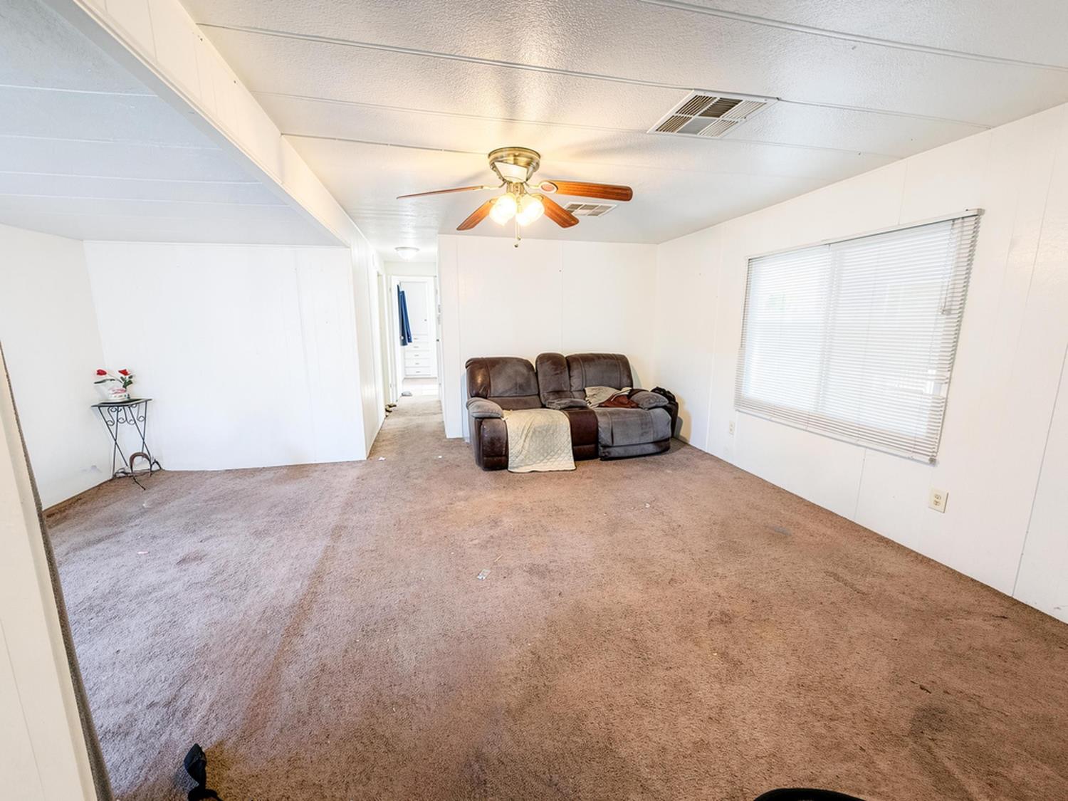 39678 Road 425B #SPC 2, Oakhurst, CA 93644