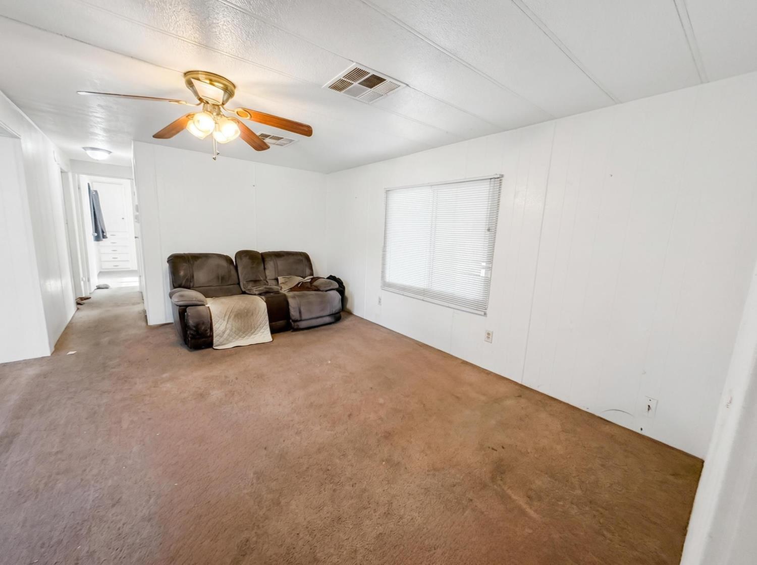 39678 Road 425B #SPC 2, Oakhurst, CA 93644