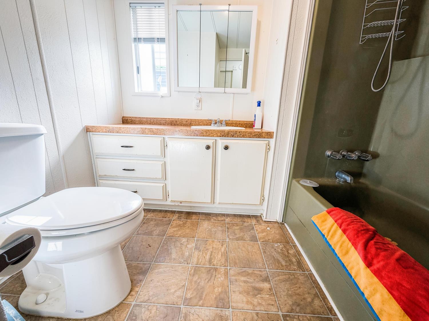39678 Road 425B #SPC 2, Oakhurst, CA 93644