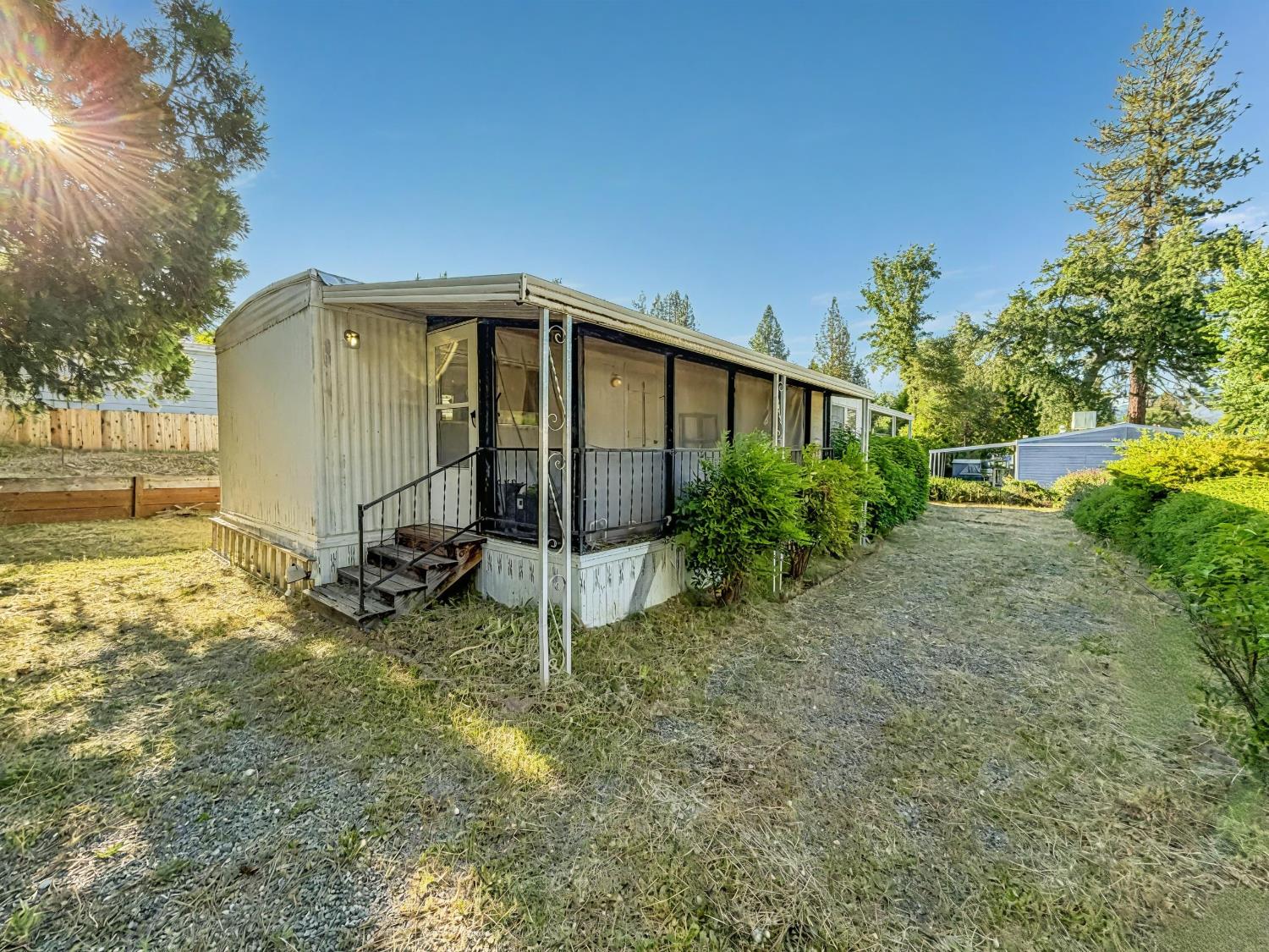 39678 Road 425B #SPC 2, Oakhurst, CA 93644