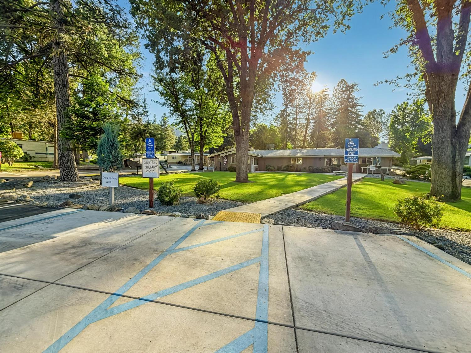 39678 Road 425B #SPC 2, Oakhurst, CA 93644