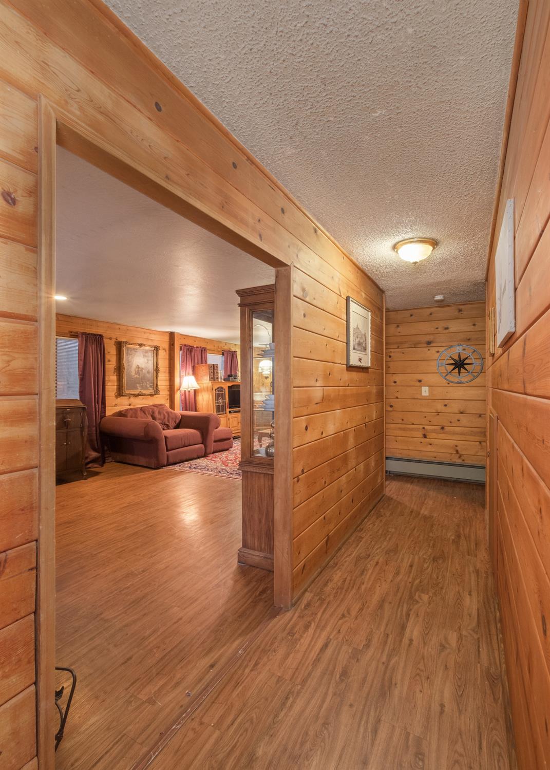 34065 Shaver Springs Rd, Auberry, CA 93602