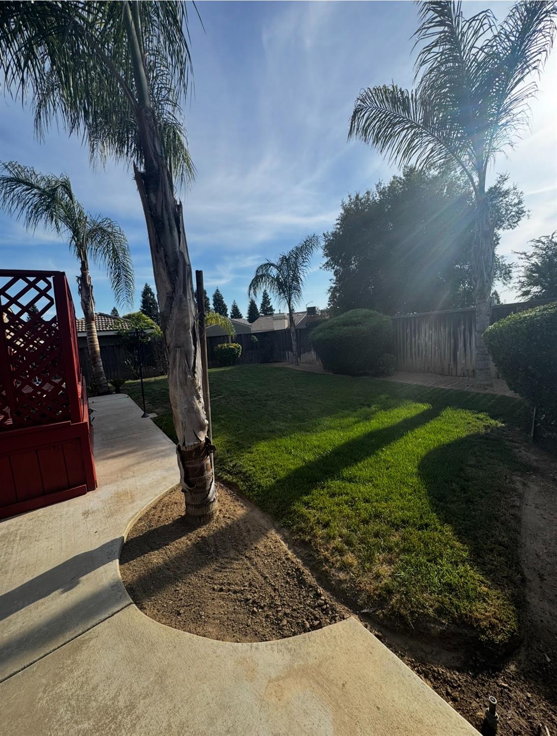 876 Royal Dr, Madera, CA 93637