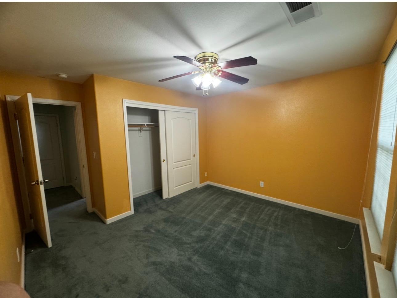 876 Royal Dr, Madera, CA 93637