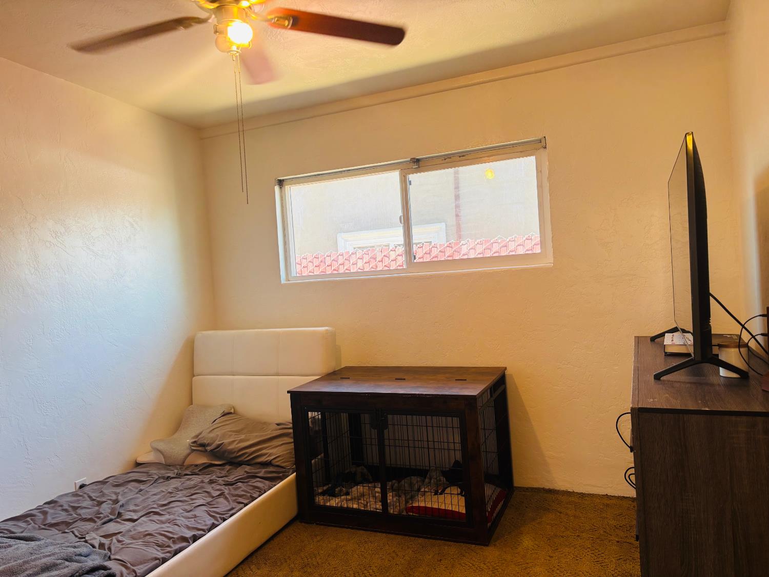 1153 N Pecan Ave, Reedley, CA 93654