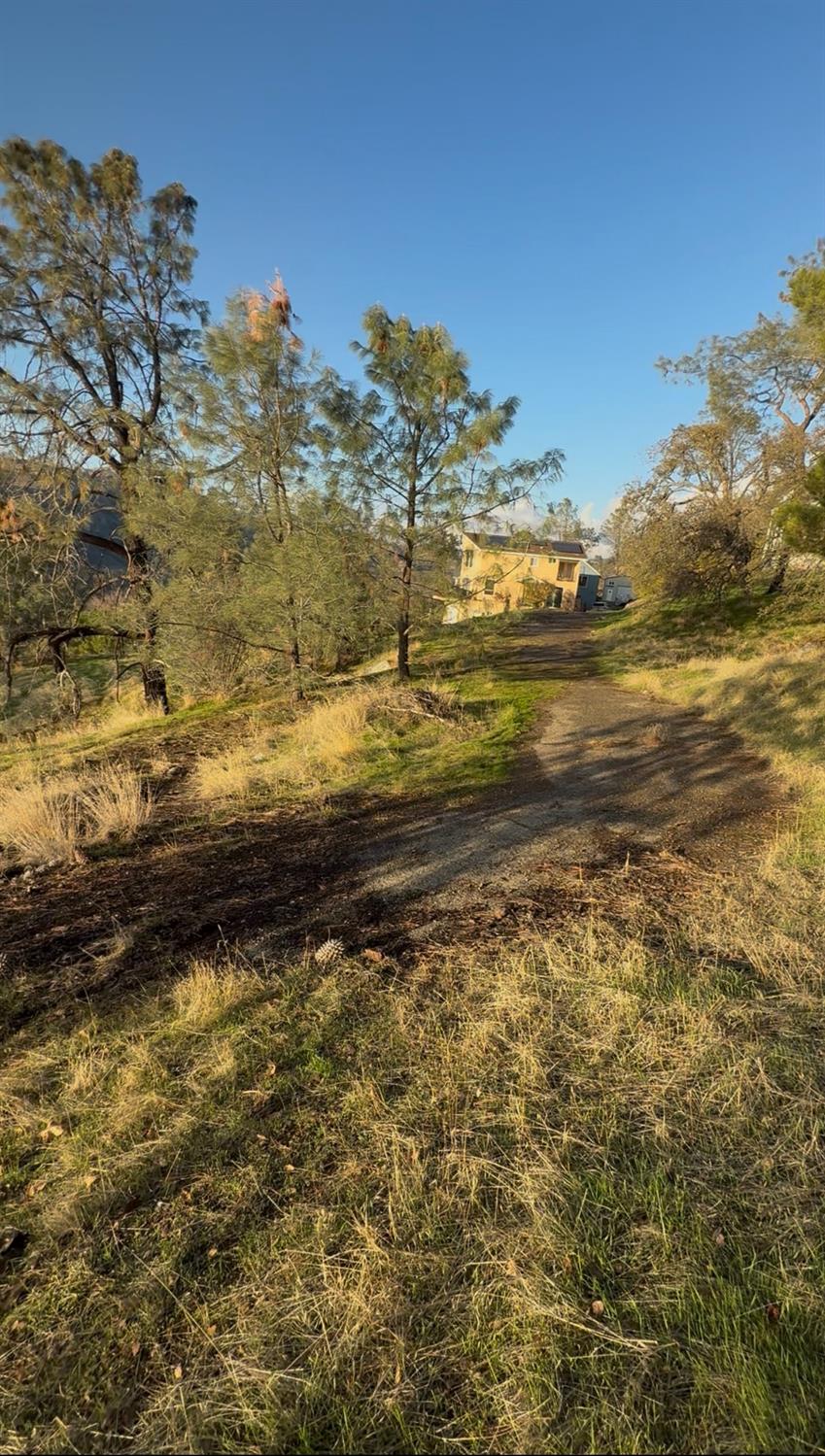 27320 Aqua Vista Rd., Friant, CA 93626