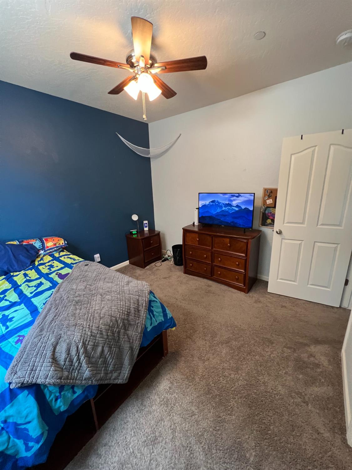 3742 Wrenwood Ave, Clovis, CA 93619