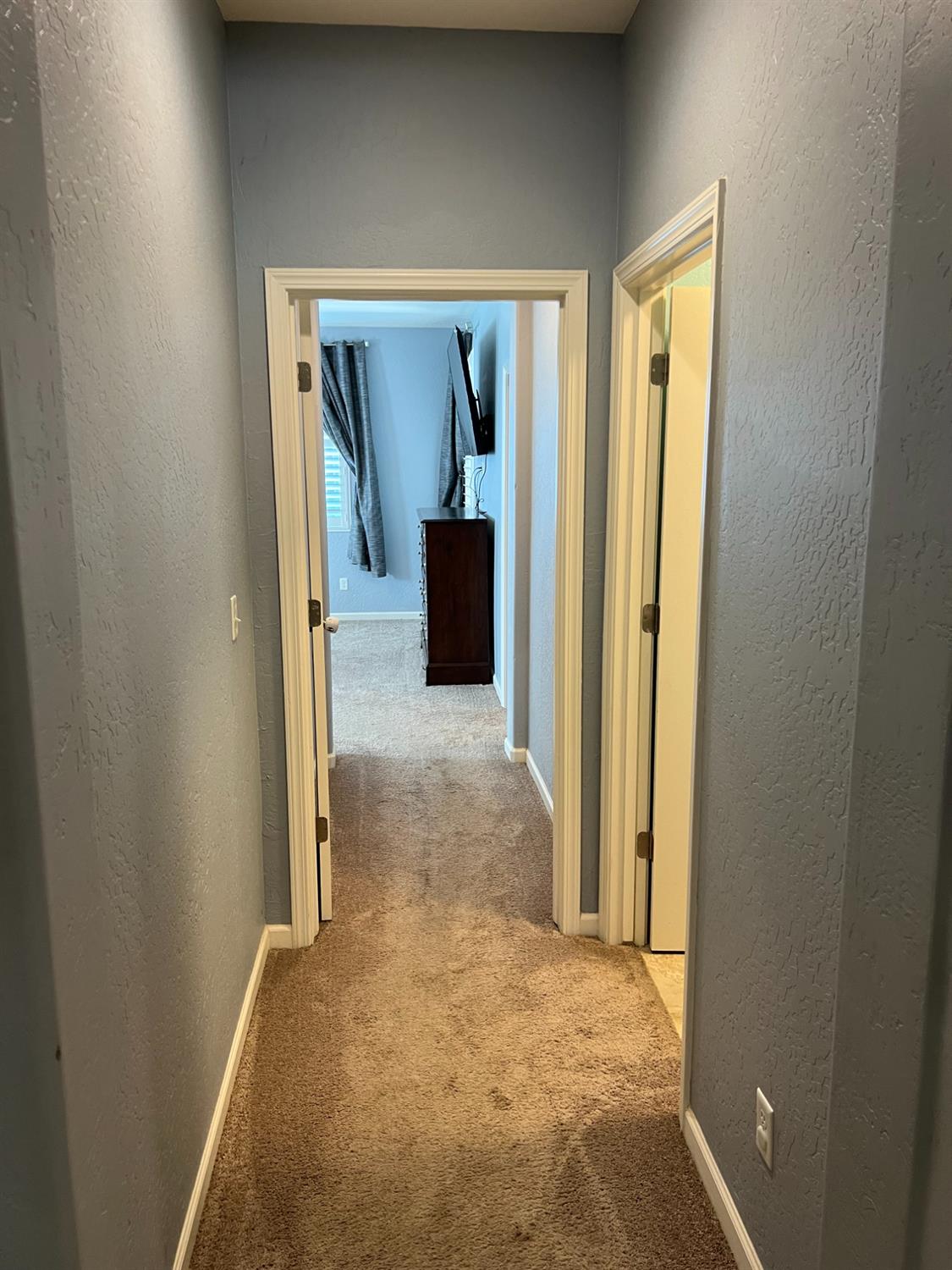 3742 Wrenwood Ave, Clovis, CA 93619