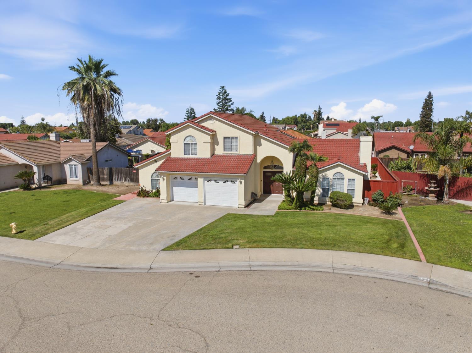 3055 Love St, Selma, CA 93662