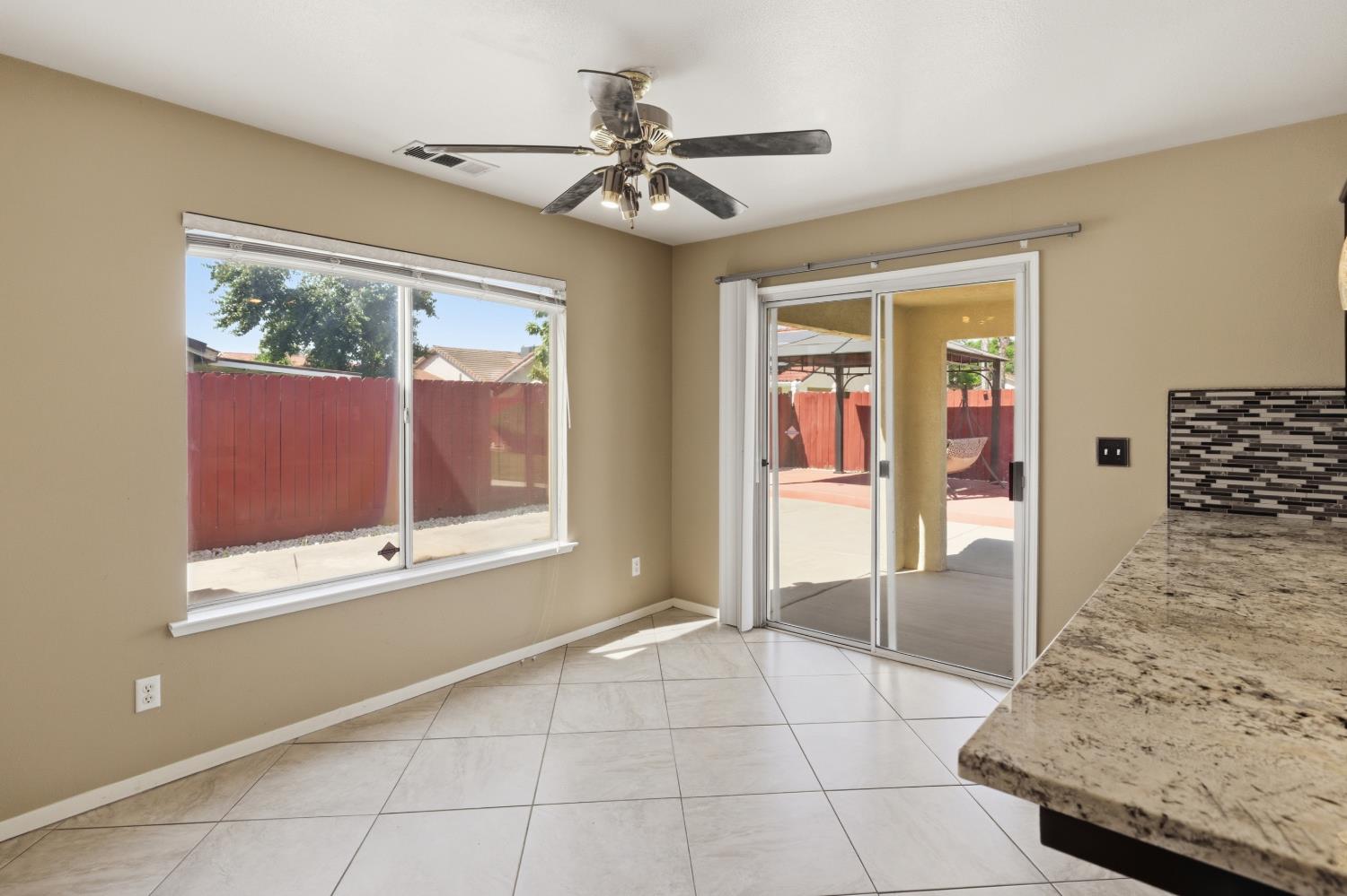 3055 Love St, Selma, CA 93662