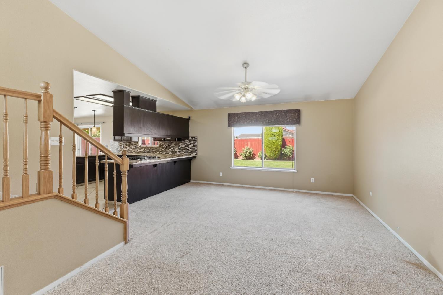 3055 Love St, Selma, CA 93662