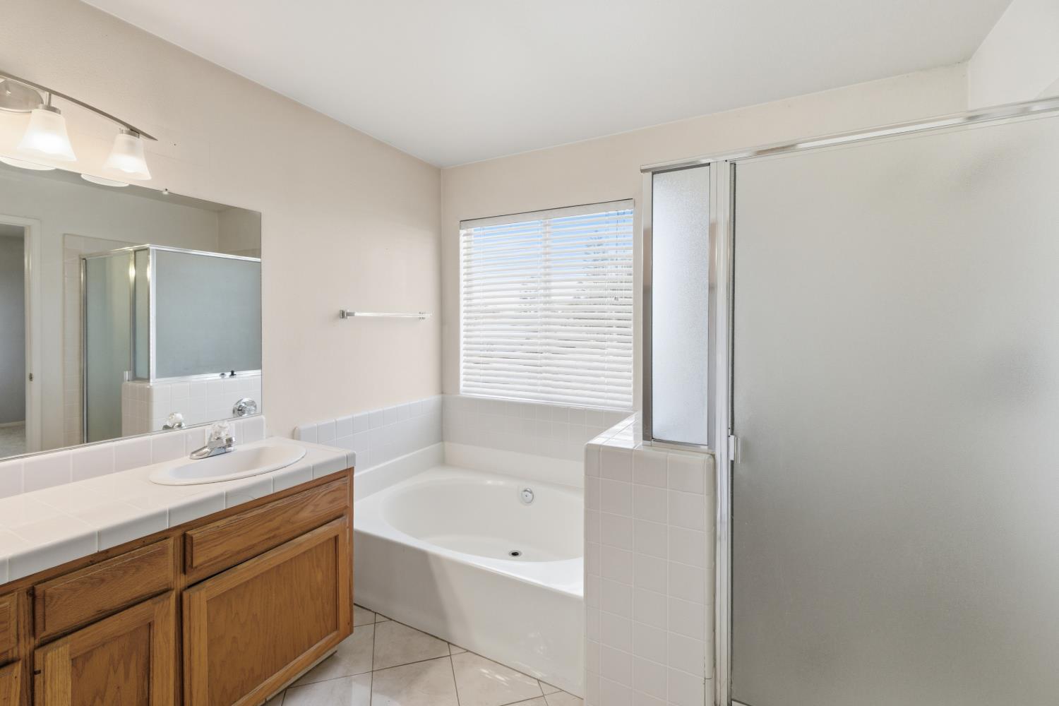 3055 Love St, Selma, CA 93662