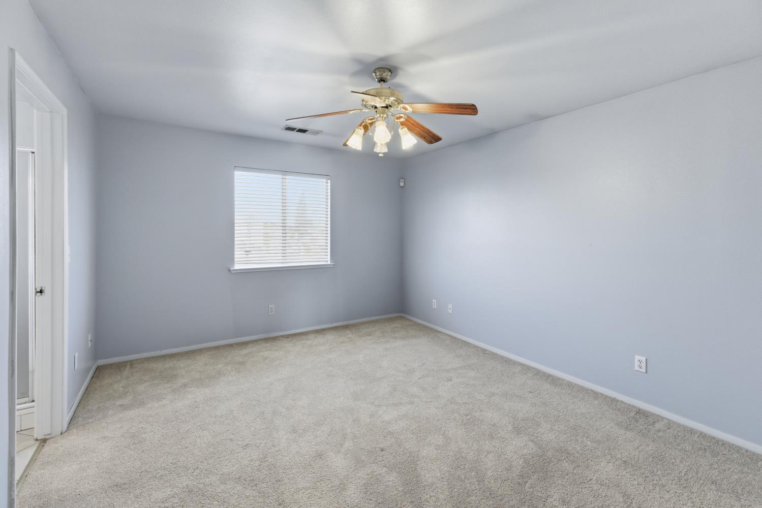 3055 Love St, Selma, CA 93662