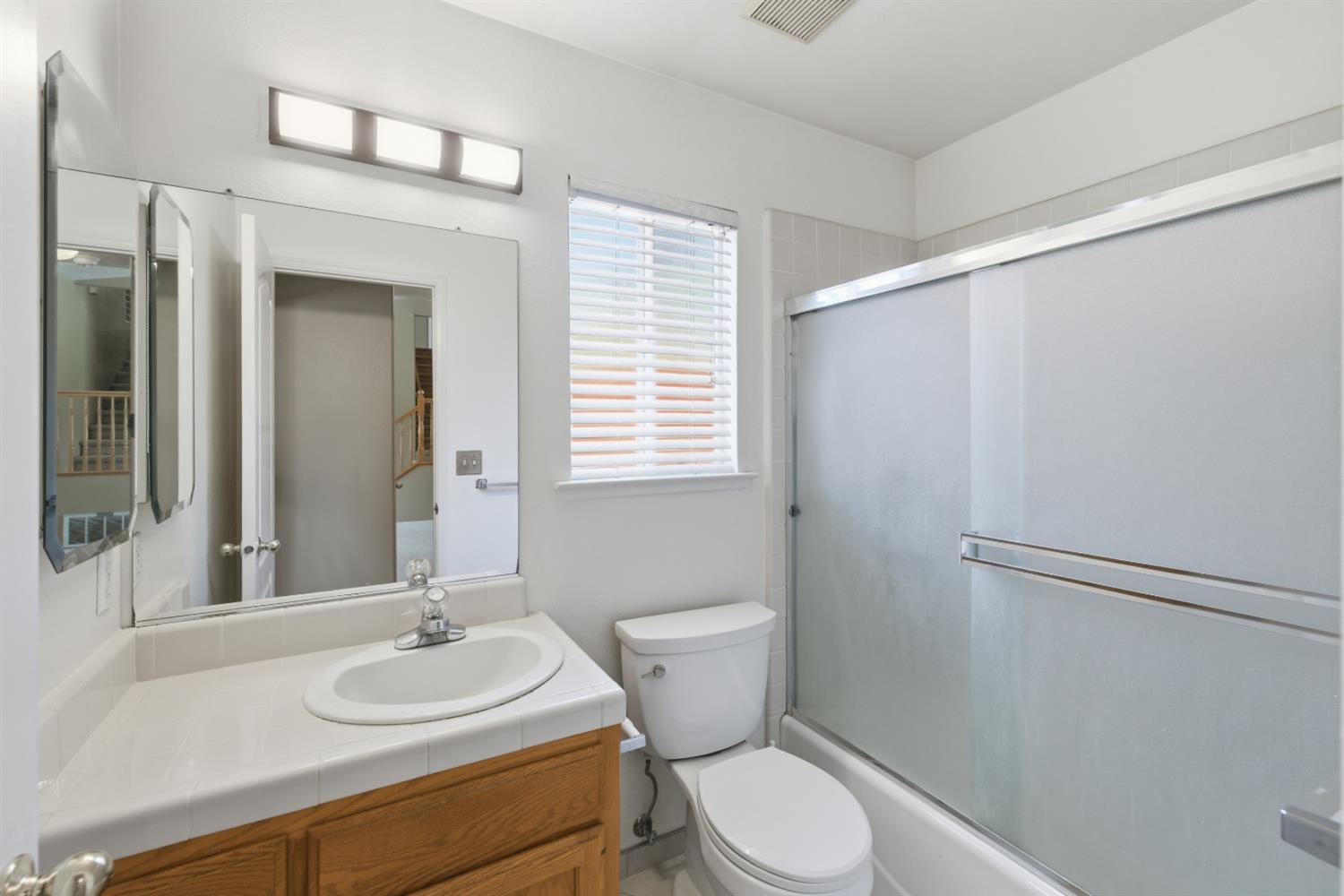 3055 Love St, Selma, CA 93662