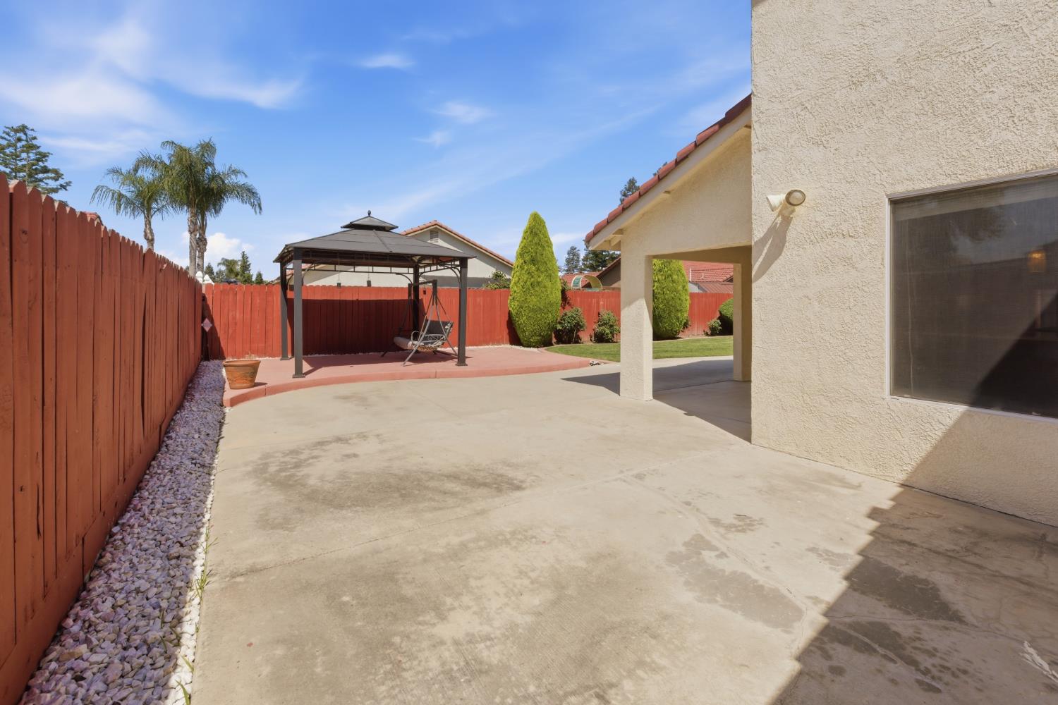 3055 Love St, Selma, CA 93662