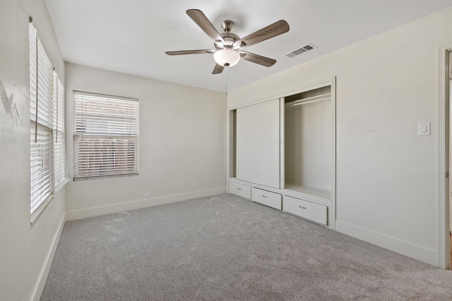 217 N Lincoln St, Coalinga, CA 93210