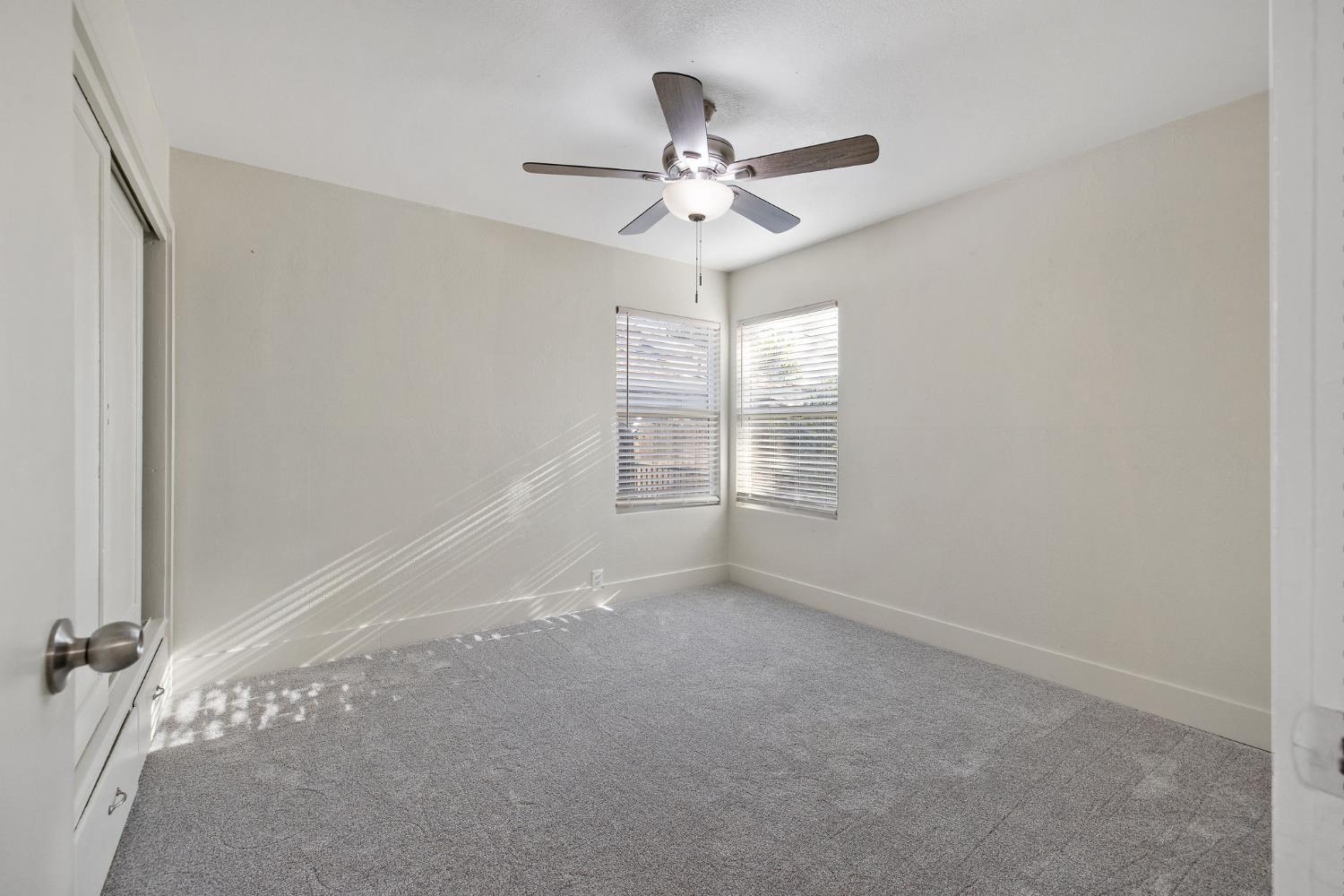 217 N Lincoln St, Coalinga, CA 93210
