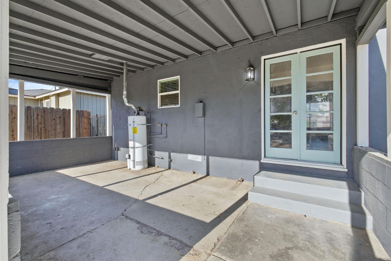 217 N Lincoln St, Coalinga, CA 93210