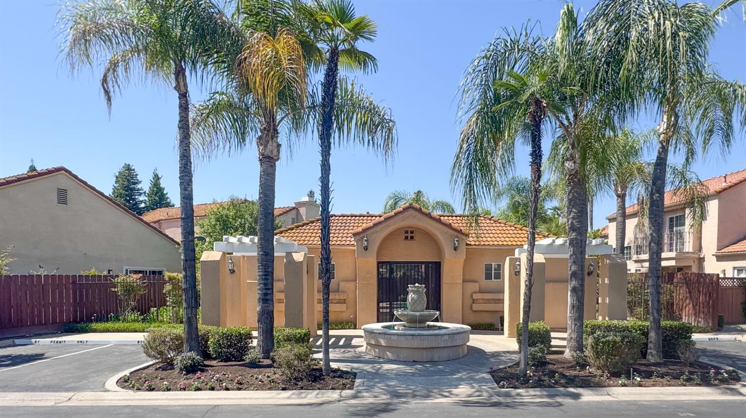 645 E Champlain Dr #150, Fresno, CA 93730