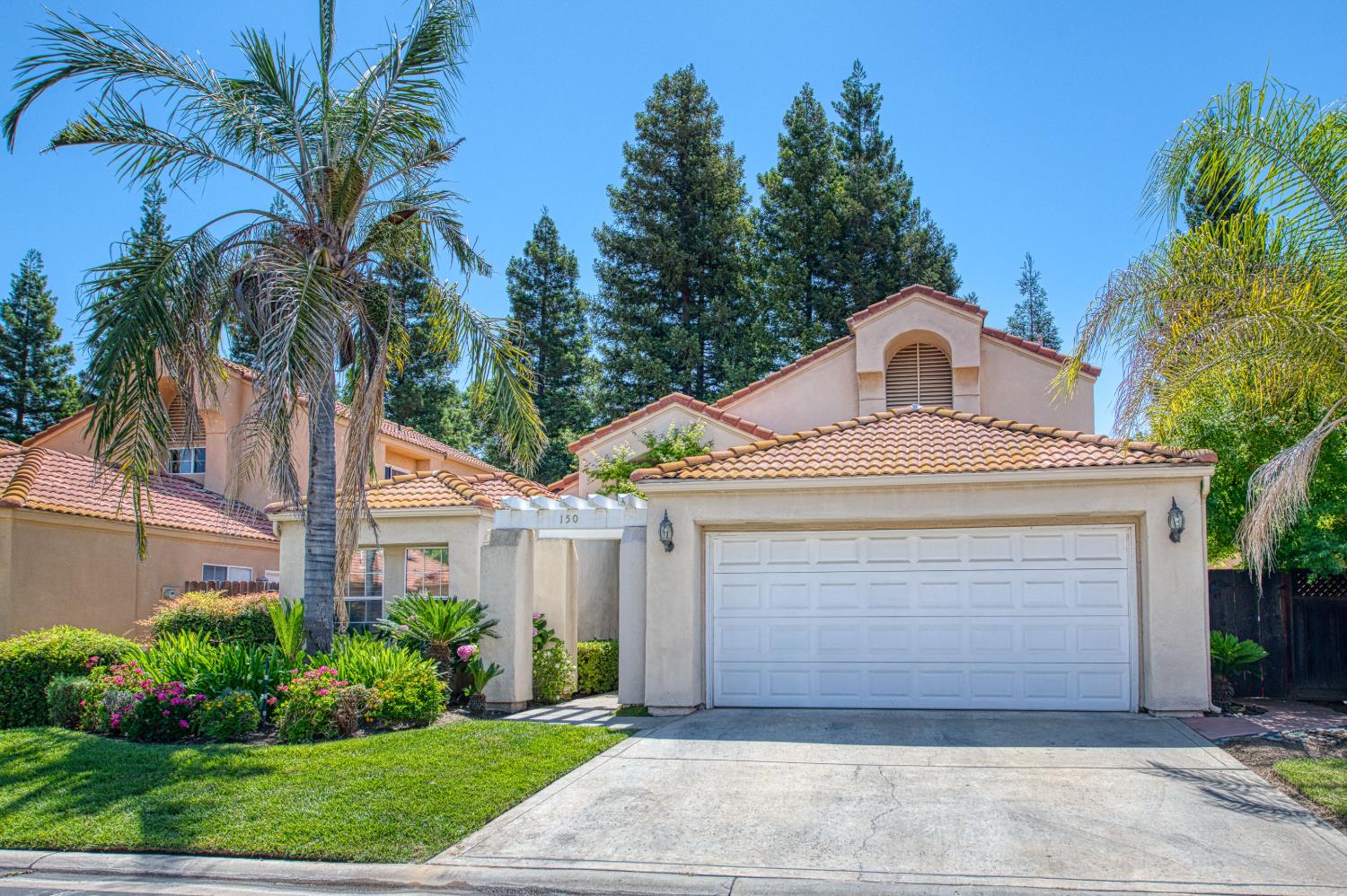 645 E Champlain Dr #150, Fresno, CA 93730