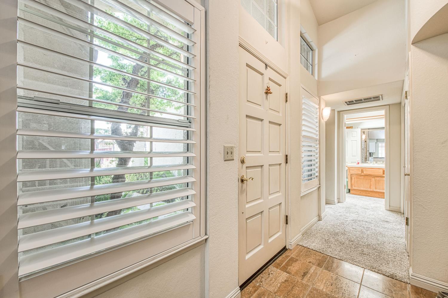 645 E Champlain Dr #150, Fresno, CA 93730
