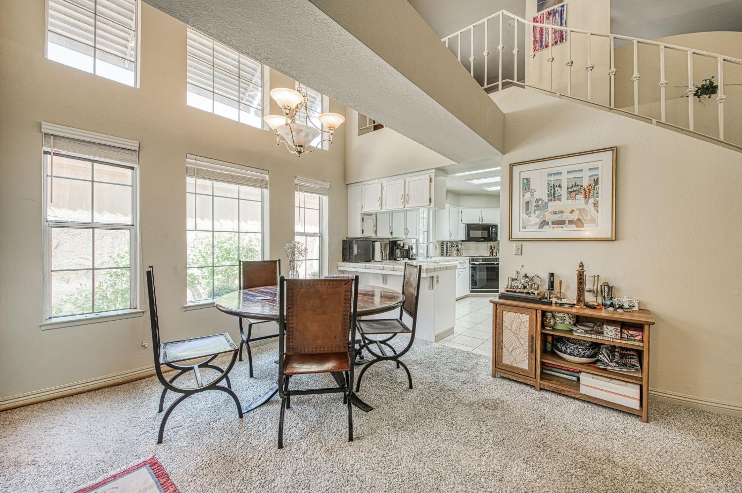 645 E Champlain Dr #150, Fresno, CA 93730