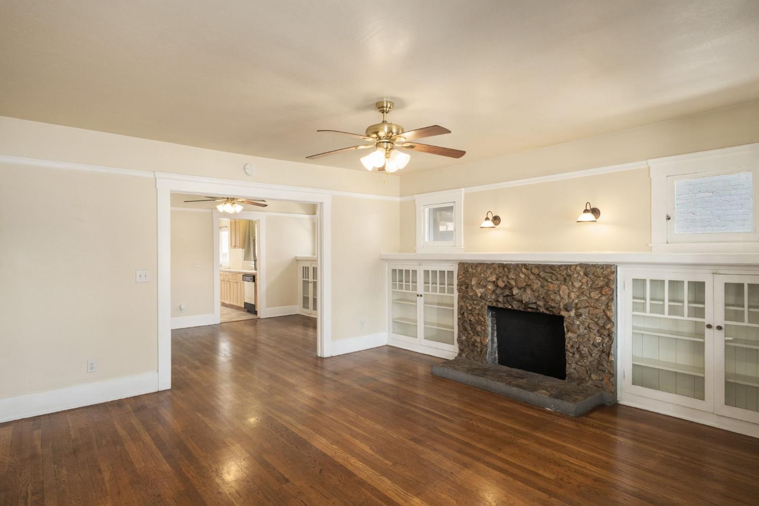114 W Olive, Fresno, CA 93728