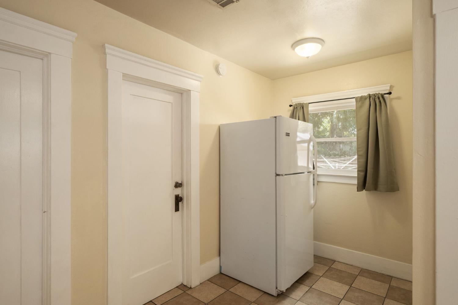 114 W Olive, Fresno, CA 93728