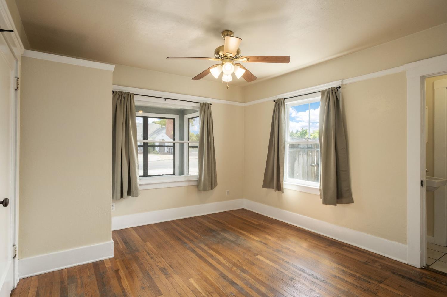 114 W Olive, Fresno, CA 93728