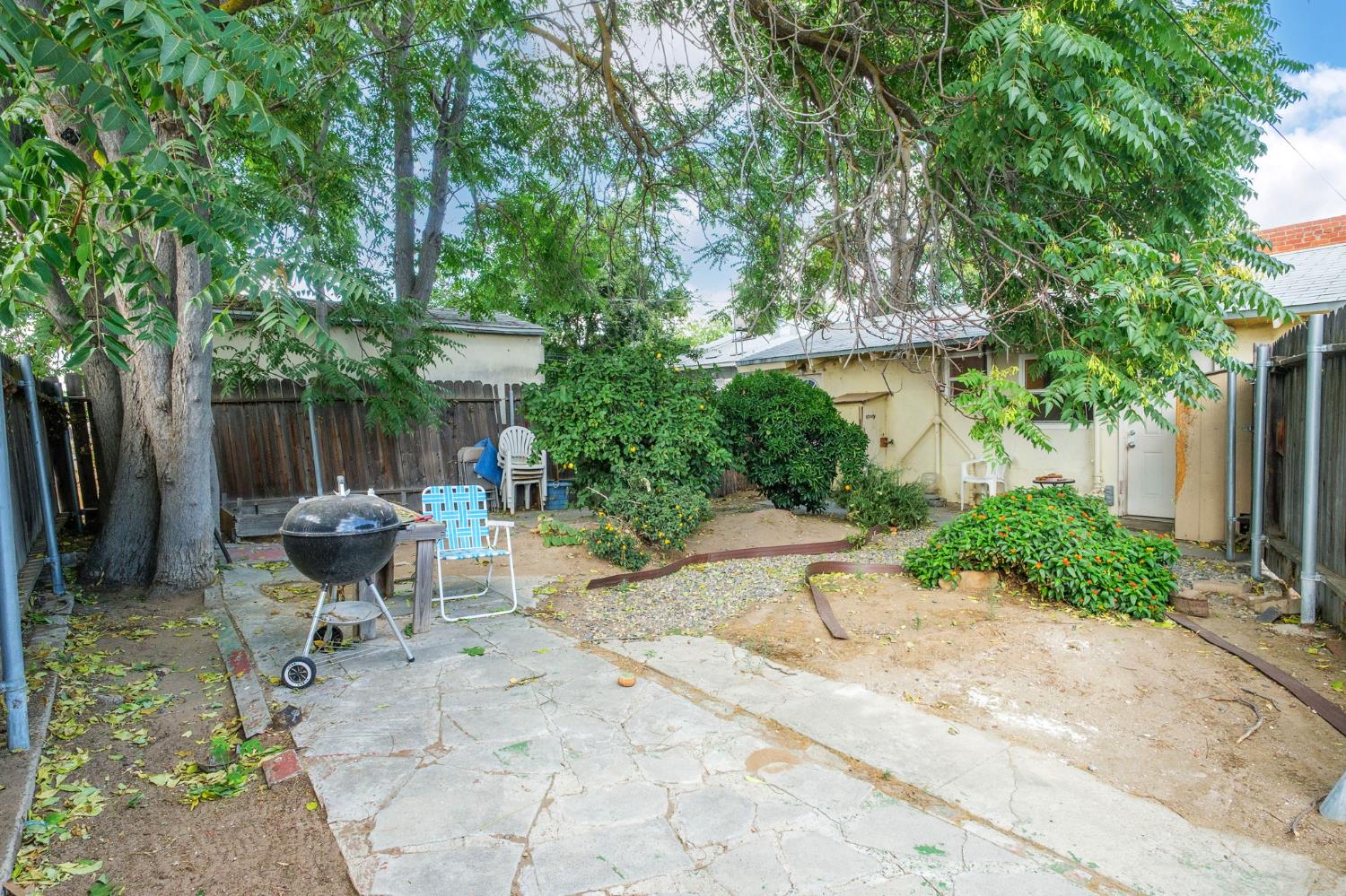 114 W Olive, Fresno, CA 93728