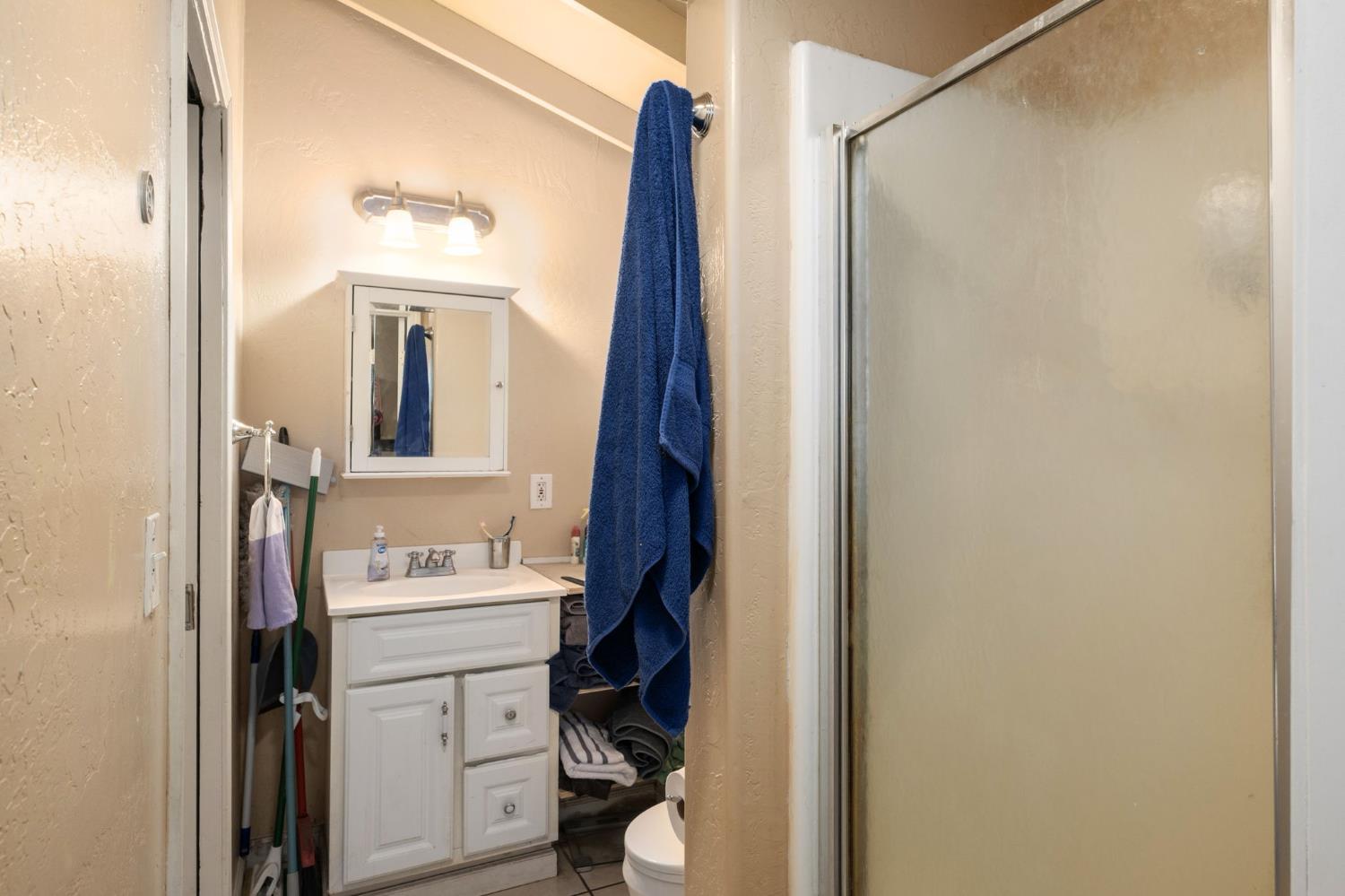 114 W Olive, Fresno, CA 93728