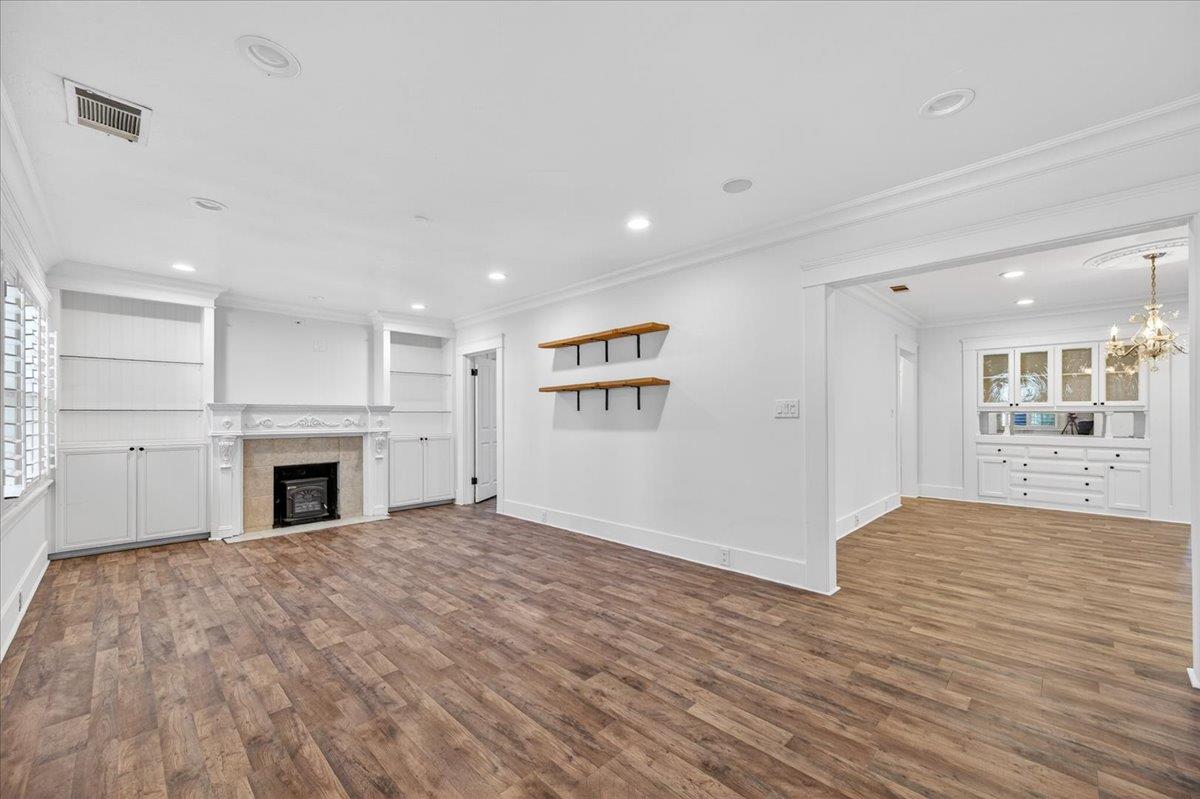1468 N Poplar Ave, Fresno, CA 93728