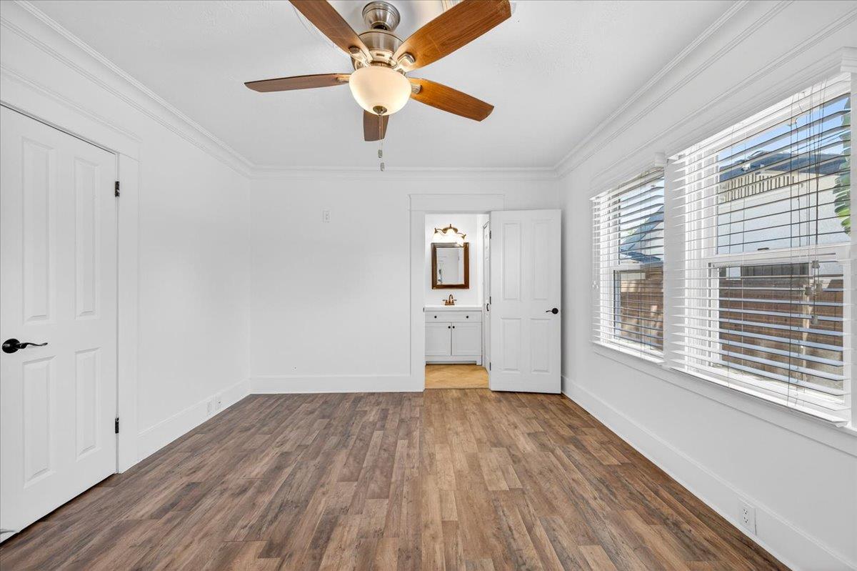 1468 N Poplar Ave, Fresno, CA 93728