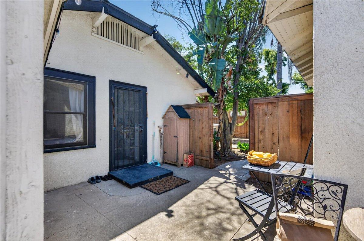 1468 N Poplar Ave, Fresno, CA 93728