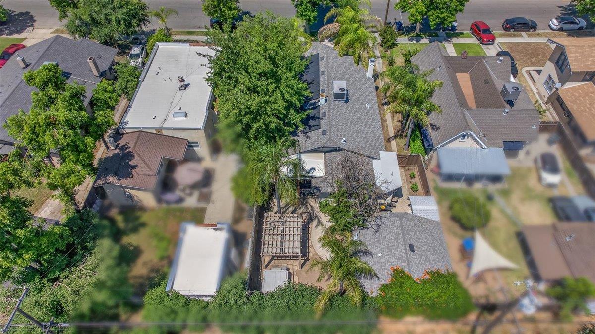1468 N Poplar Ave, Fresno, CA 93728