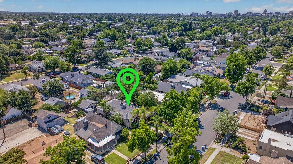 1468 N Poplar Ave, Fresno, CA 93728