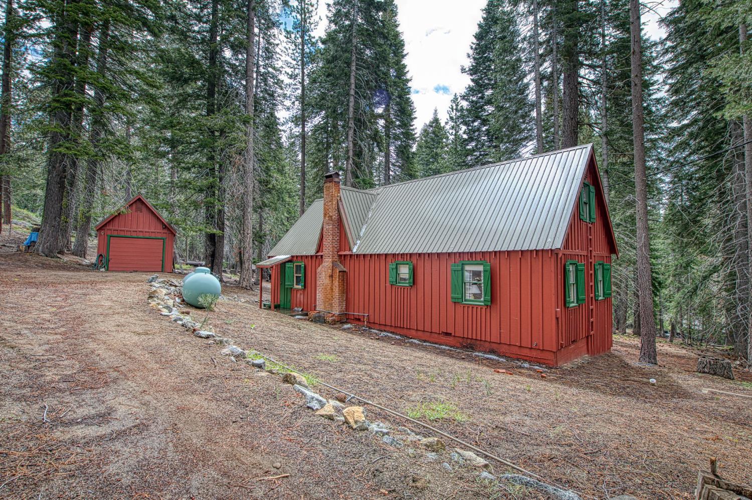 60746 Cedar Crest Ln #35, Huntington Lake, CA 93634