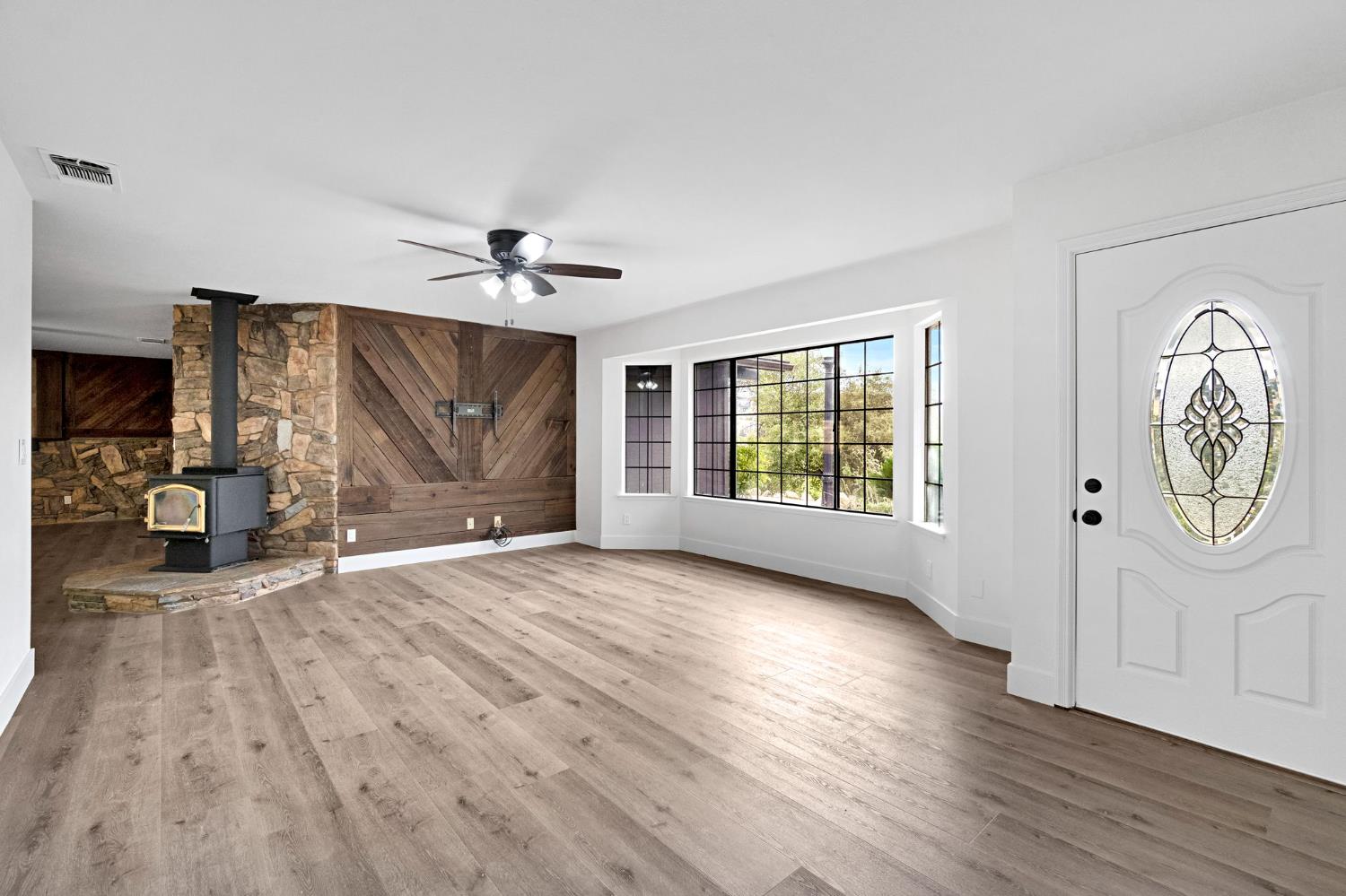 23328 Granite Creek Ln, Clovis, CA 93619