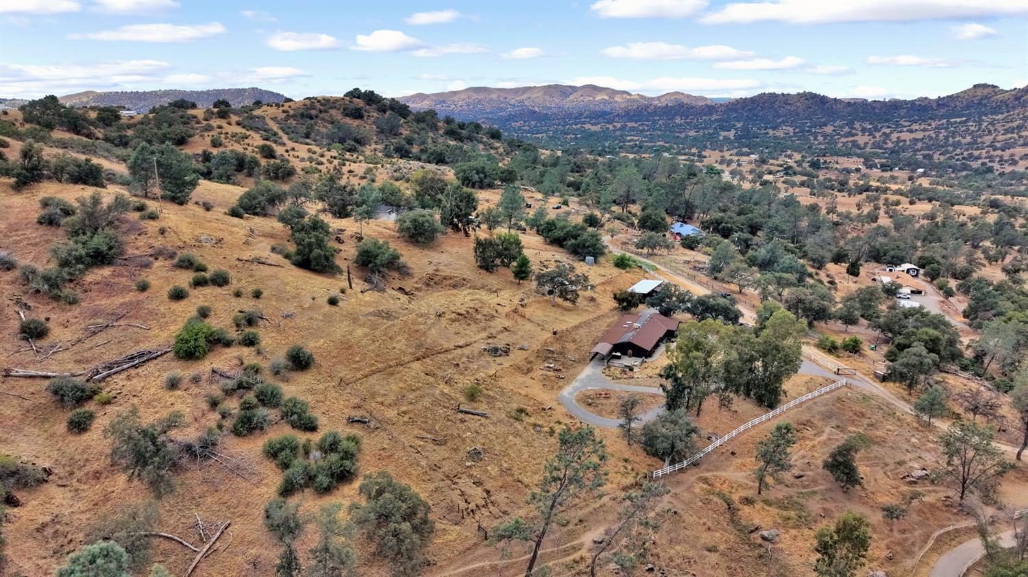 23328 Granite Creek Ln, Clovis, CA 93619