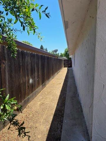 3282 E Palo Alto Ave, Fresno, CA 93710
