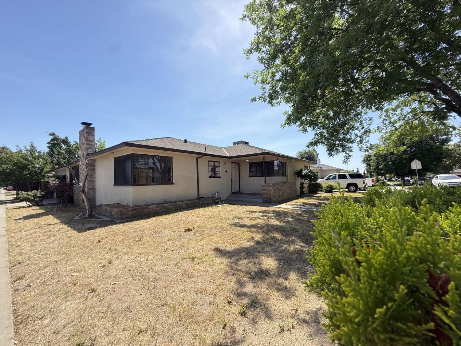 3654 E Donner Ave, Fresno, CA 93726