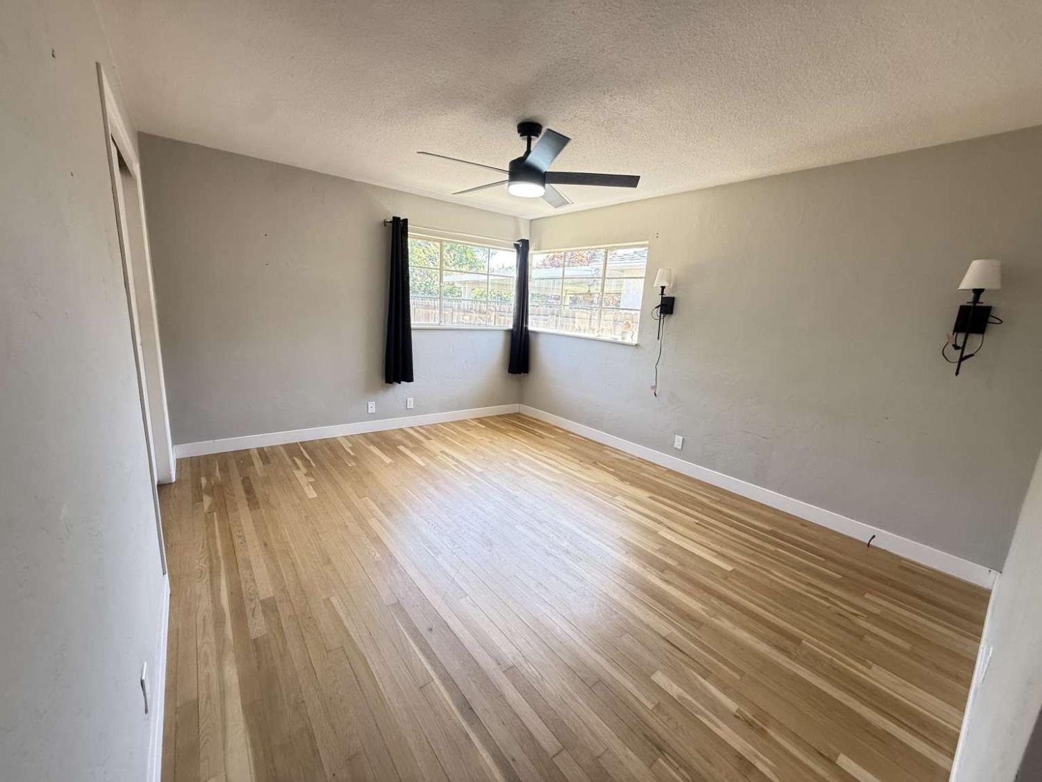 3654 E Donner Ave, Fresno, CA 93726