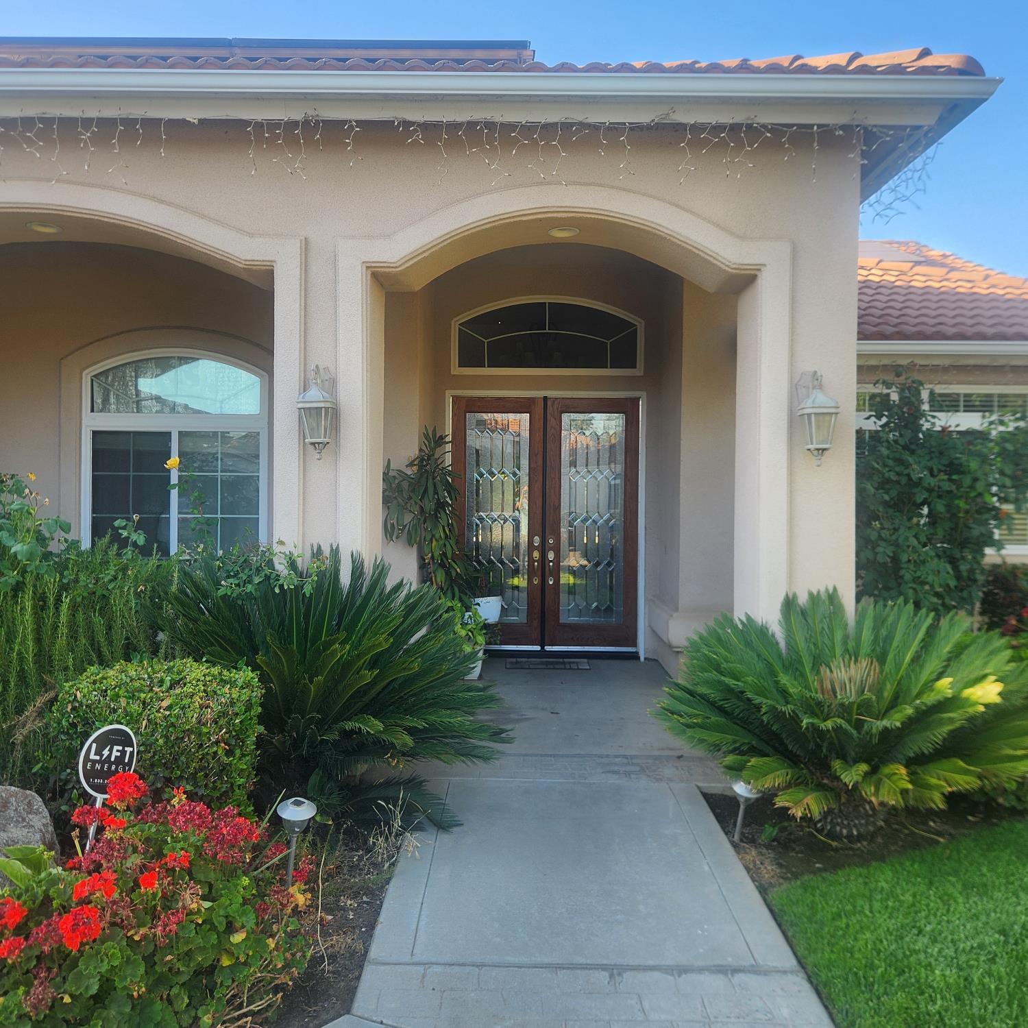 3213 Hollow Ave, Madera, CA 93637