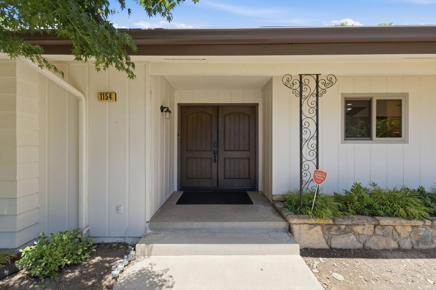 1154 W Tenaya Way, Fresno, CA 93711