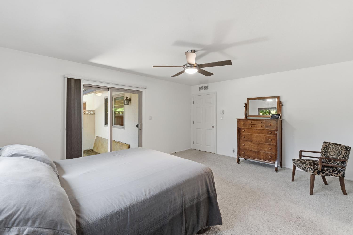 1154 W Tenaya Way, Fresno, CA 93711