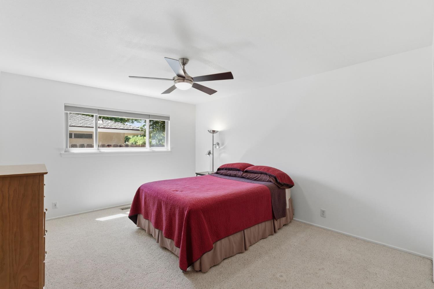 1154 W Tenaya Way, Fresno, CA 93711